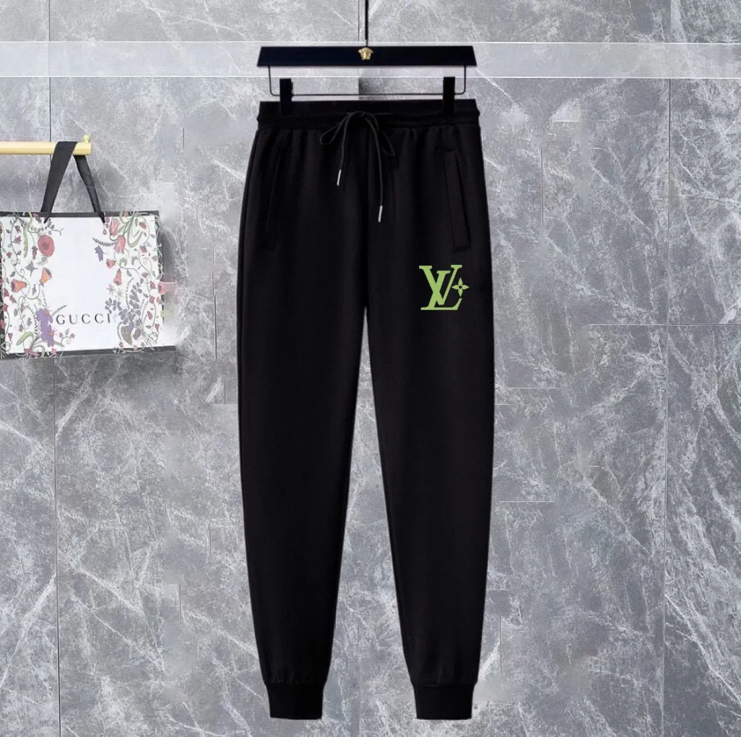 🅿️420 [LV Louis Vuitton] (Fat Man Gospel) hot-selling suit is coming. Focus on the original version of the official website. 2025 new hot-selling cardigan sweater suit. The original order is the best. 🇭🇰The meticulous work of top designers is dedicated to a fitting and perfect upper body effect. All-natural high-quality Roman cotton 100%, close-fitting comfort, noble and elegant! Original hardware embodies elegance and nobility! Counter size: M-5XL (maximum wear up to 220 pounds)